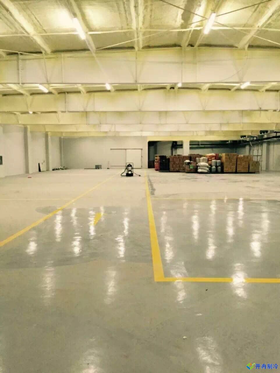 裝一個(gè)800立方米100噸保鮮庫(kù)造價(jià)